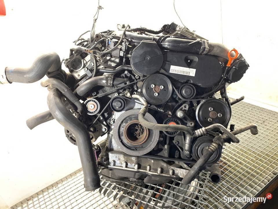 SILNIK KOMPLETNY VW 30 225 BKS 0213 TOUAREG