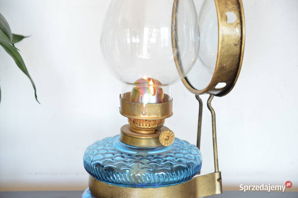 lampa naftowa wisząca stojąca z lusterkiem