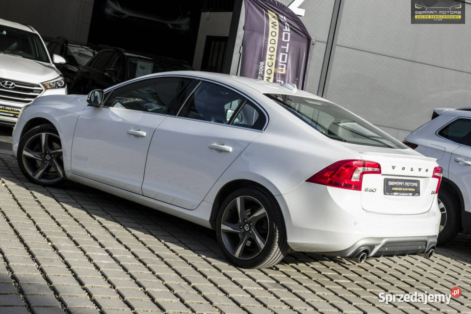 Volvo S60 D4 Rdesign Ledy Virtual Xenon Navi komputer pokładowy S60 pomorskie