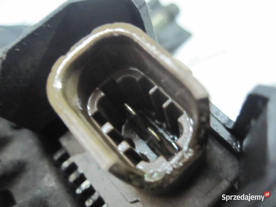 CORSA 14 16V 15r alternator 13585666B świętokrzyskie