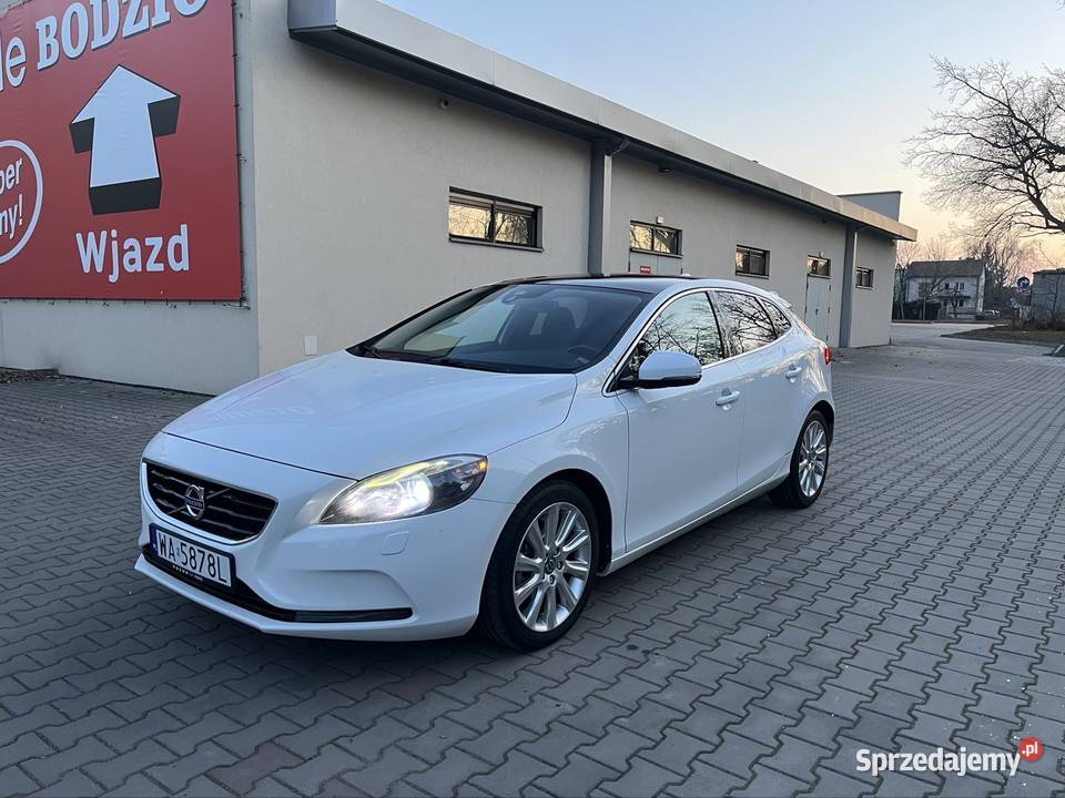 Volvo v40 16 d2 Momentum Możliwa zamiana na BMW Warszawa