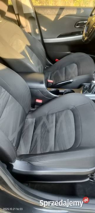 KIA Ceed 16 crdi 201000km