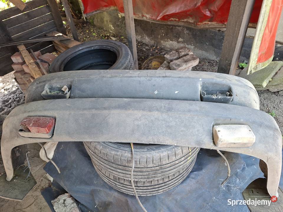 Zderzak tył Polski Fiat 126 p Toruń