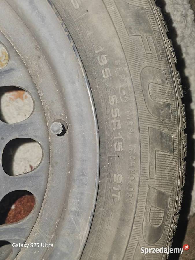 Cztery felgi z oponami zimowymi Olsztyn