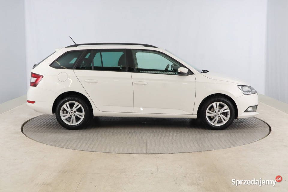 Skoda Fabia 10 TSI centralny zamek śląskie Zabrze sprzedam