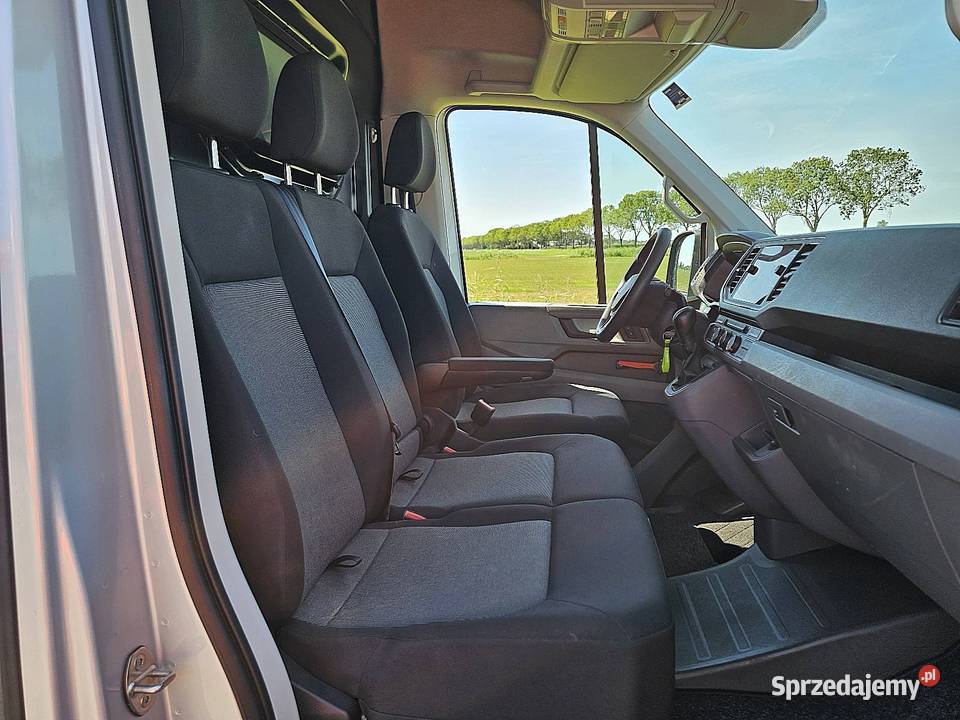 Volkswagen CRAFTER 35 20 ac automat EURO6 177KM