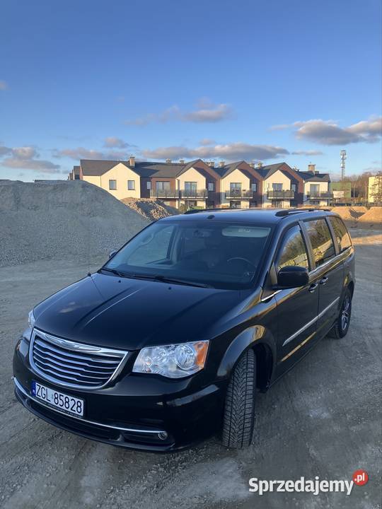 Chrysler Town Country Rok produkcji 2016 Chrysler Goleniów