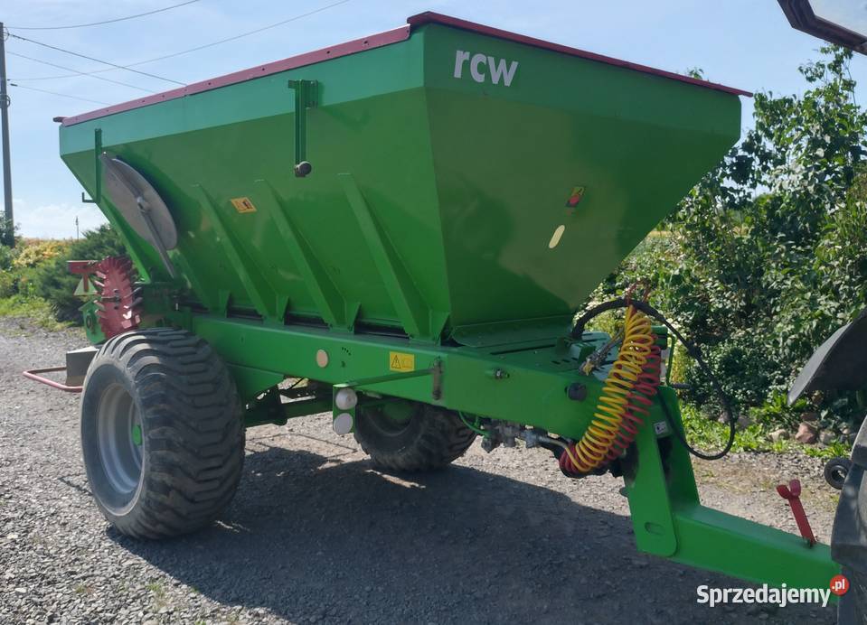 Rozsiewacz Unia RCW 5500 nieuszkodzony Chojnów sprzedam