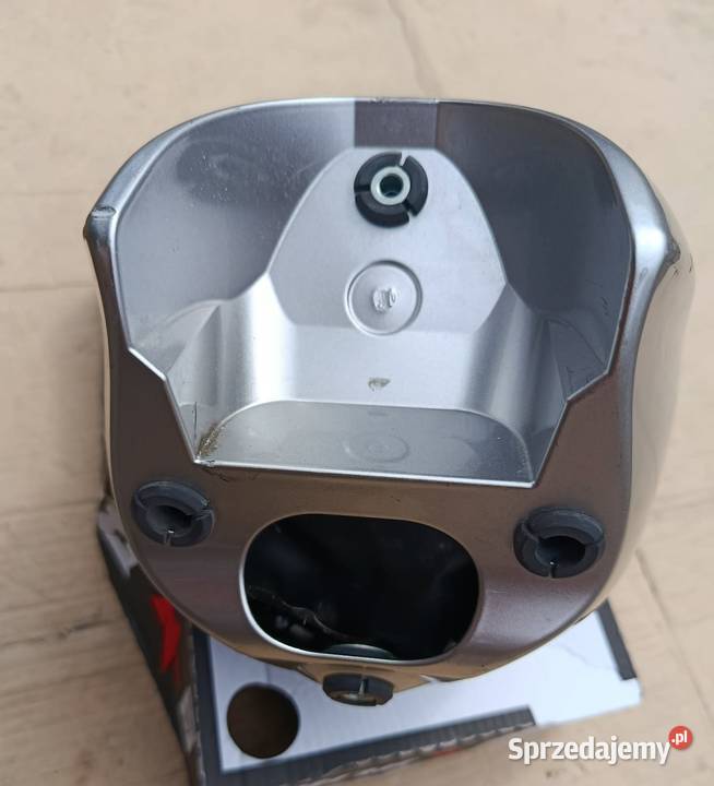 yamaha xvs 1300 lampa przód sprzedam