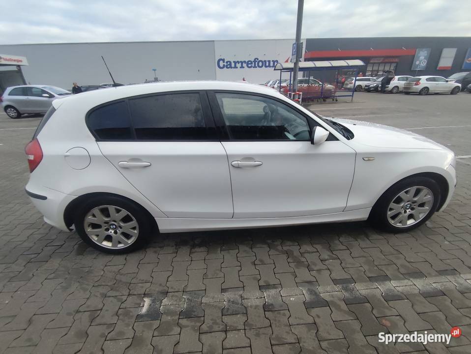 Piękna BMW Seria 1 BMW Seria 1 116i Biała