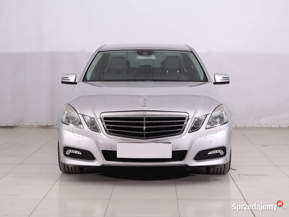 Mercedes E E 200 Piaseczno