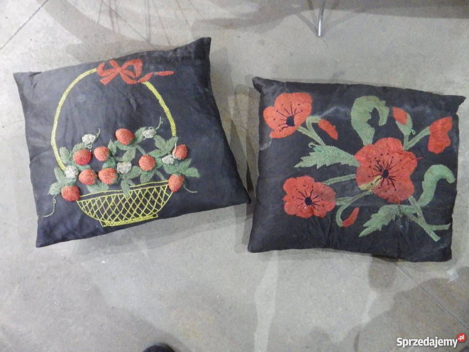 PODUSZKI HAFTOWANE LATA 30 2 PIĘKNE Września sprzedam