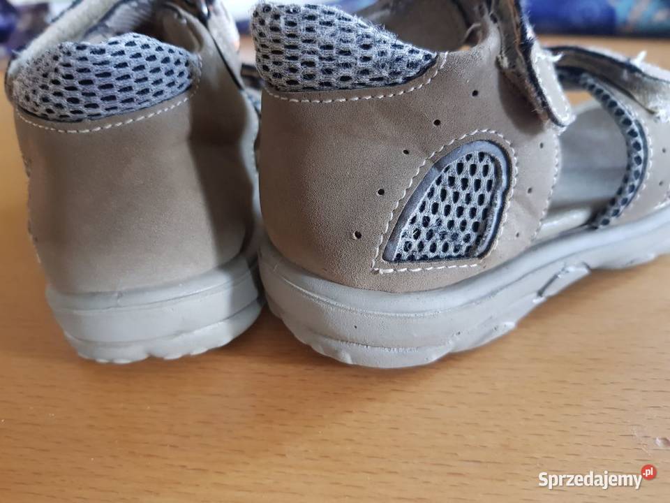 Ricosta Pepino sandałki dziewczęce chłopięce sprzedam