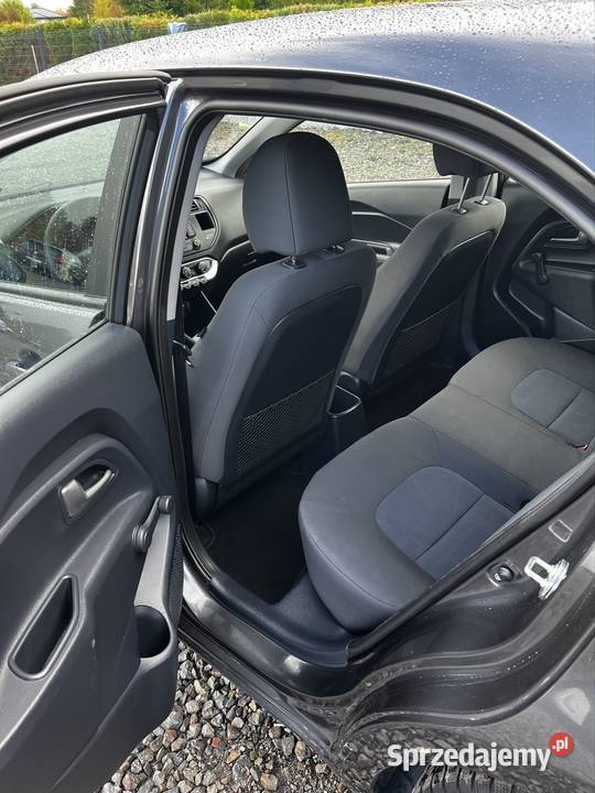 Kia Rio Benzyna 2014r autoalarm Tomaszów Lubelski sprzedam