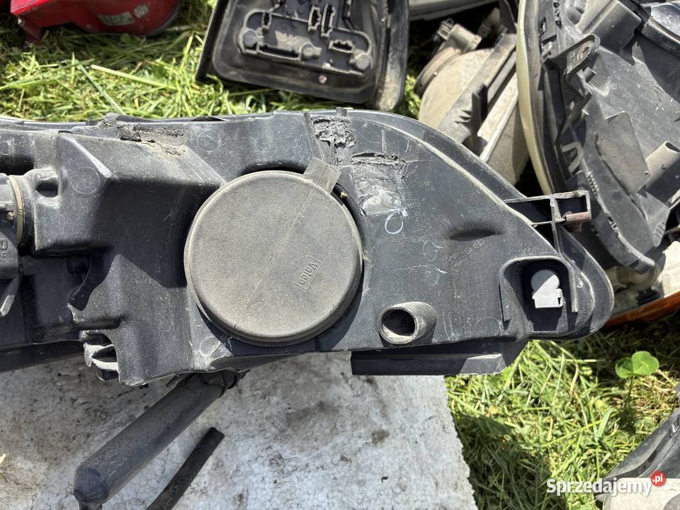 Lampa Lewa Przód Citroen C4 Xsenon osobowe Wisznice