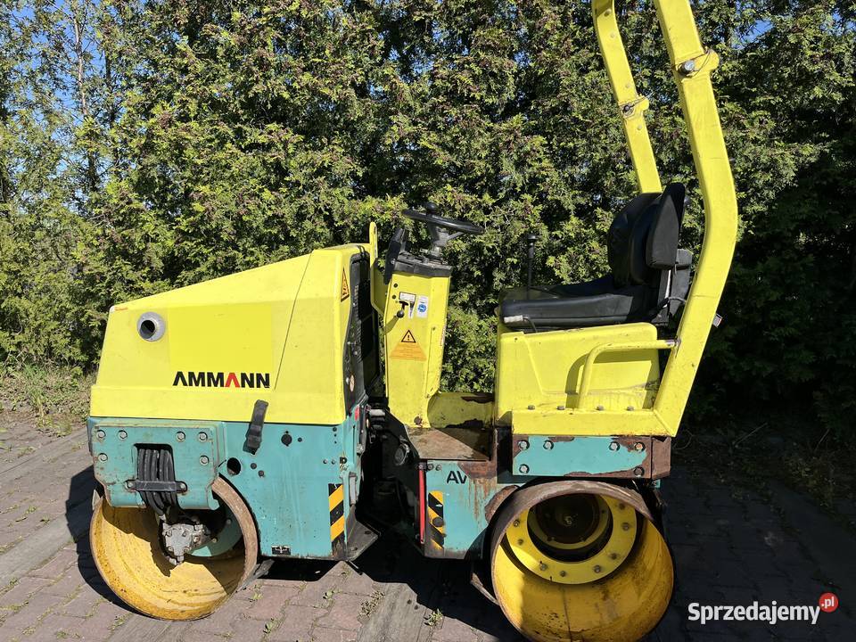 Walec drogowy Ammann AV16E