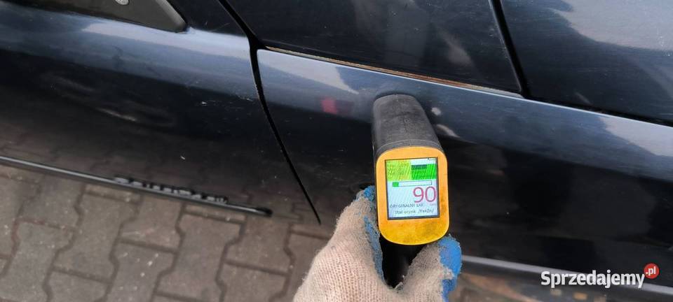 BŁOTNIK PRAWY PRZÓD OPEL CORSA Z36U Lipno