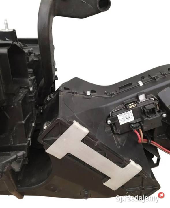 NAGRZEWNICA MERCEDES W204 CKLASA A2048302560 Nagrzewnice Części samochodowe świętokrzyskie