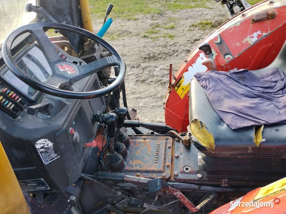 ciagnik 4x4 sadowniczy massey ferguson 374F Sucha Beskidzka