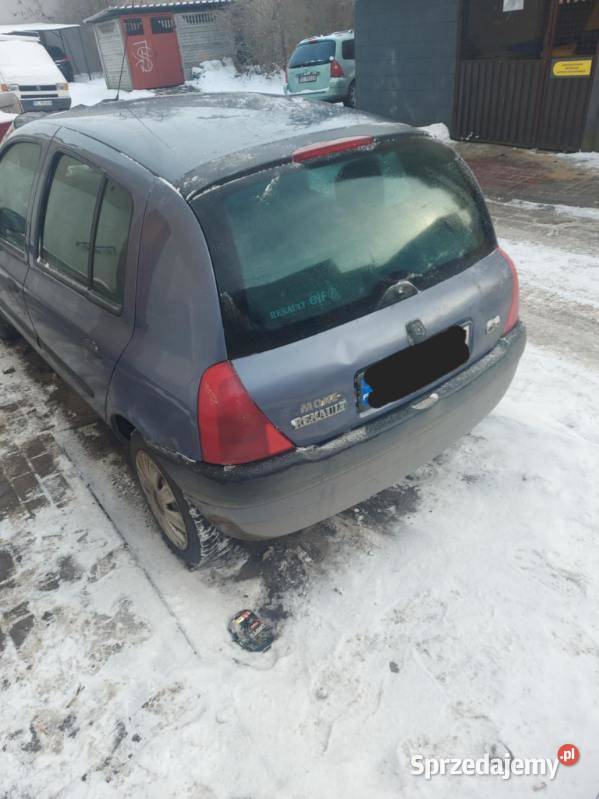 Renault ckio 12 benzyna 2000r Sekursko