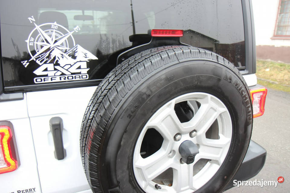 Jeep Wrangler 36 V6 285 2022 Manual Hardtop 4x4 Rok produkcji 2022