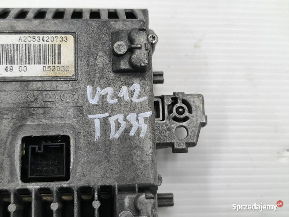 WYŚWIETLACZ EKRAN MERCEDES ECLASA W212 sprzedam