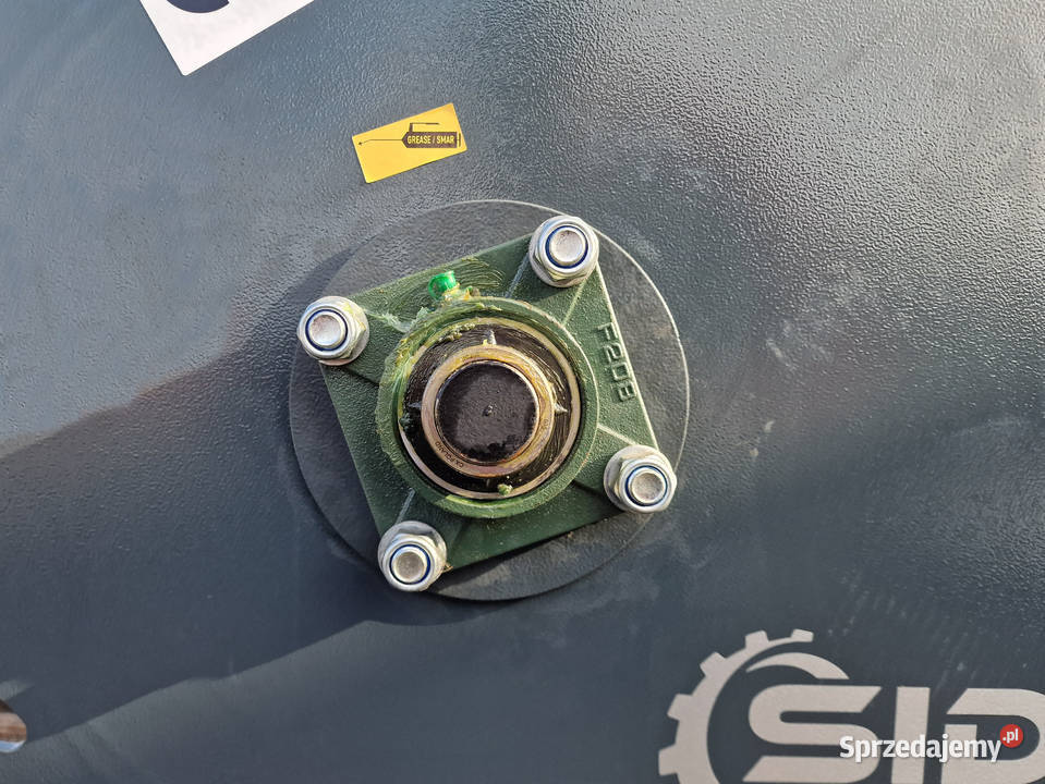 Mieszalnik do betonu Betoniarka AMR Mini 04 m3 Wincenta