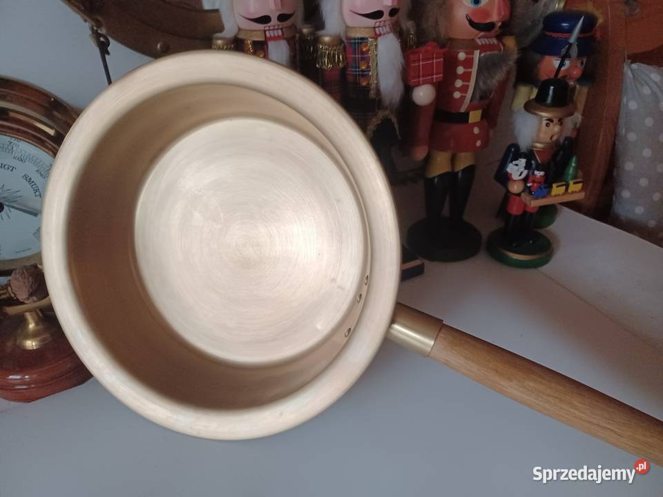 Piękna duża sygnowana patelnia mosiężna sprzedam