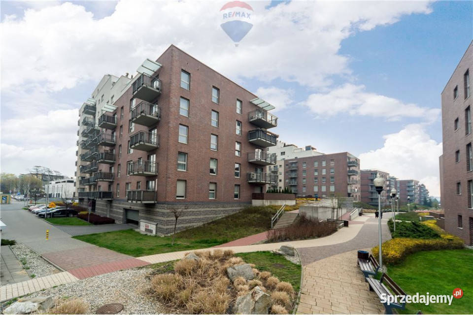 Kawalerka miejsce parkingowe Dębowe Tarasy apartamentowiec Katowice sprzedam