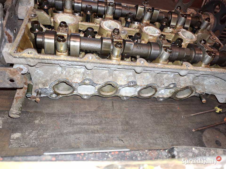 Głowica Kia Shuma i inne18 16V sprzedam