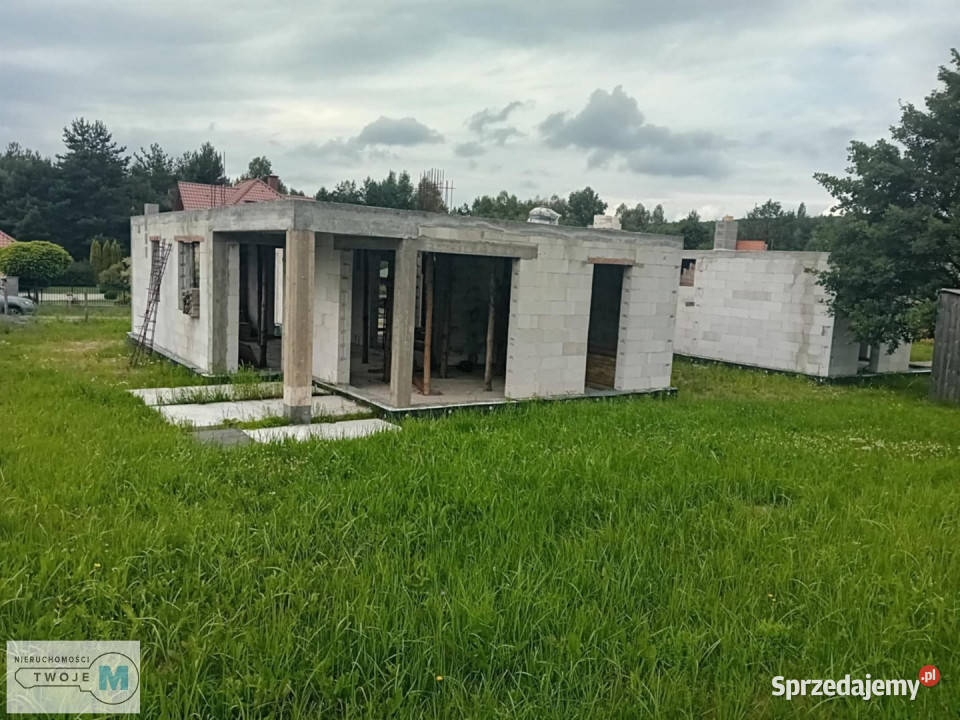 Sprzedam dom bliźniak Miedziana Góra 32442m2 Domy