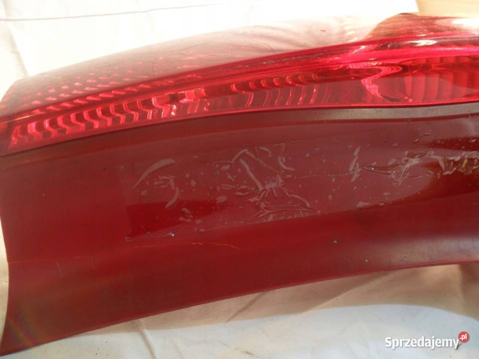 Citroen C4 lampa prawa tylna prawy tył osobowe wielkopolskie Nowy Tomyśl sprzedam