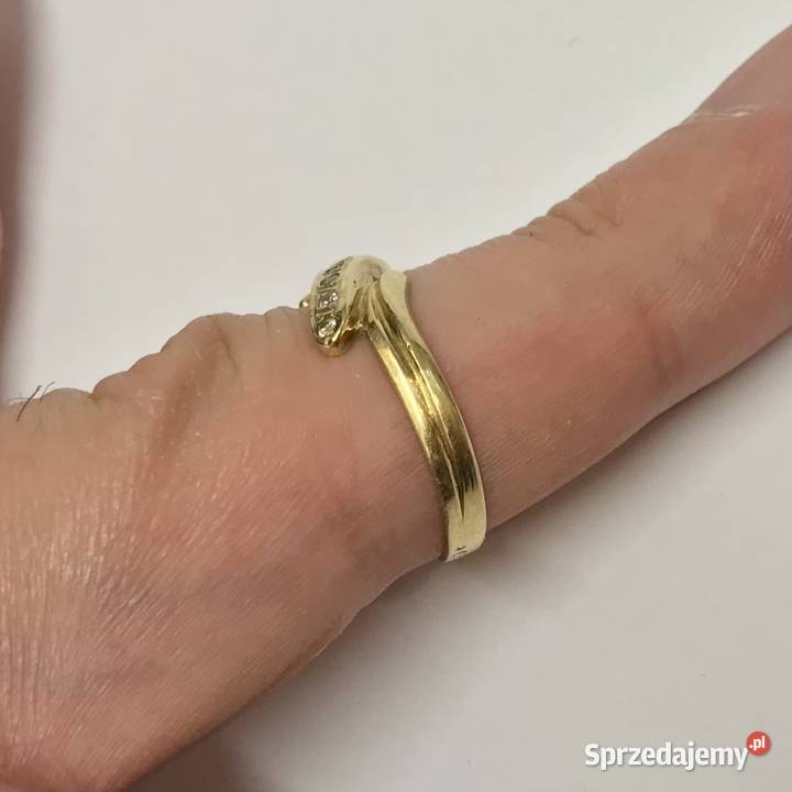 Złoty pierścionek 585 14K cyrkonie elegancki złoto Warszawa