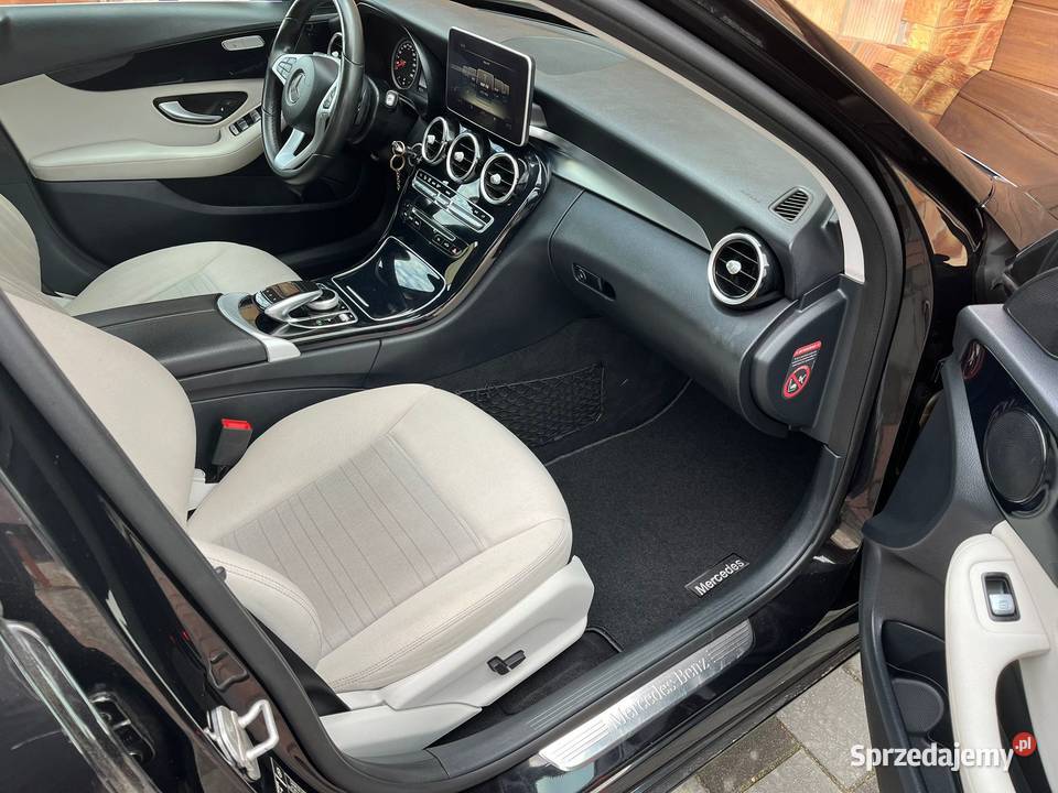 MercedesBenz C200 20 Benzyna Stan Polski salon sprzedam
