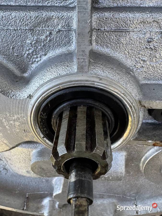 Dniepr K750 Skrzynia Biegów z Tylnym Przemyśl