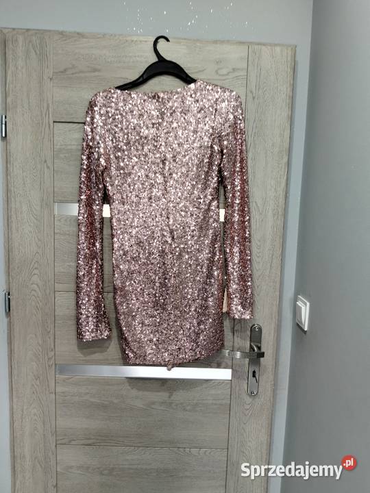 Sprzedam sukienkę różową Gostyń