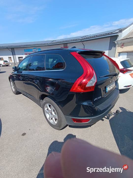 VOLVO XC60 edrvie D3 5 cyl 163 Rok produkcji 2010 Hrubieszów