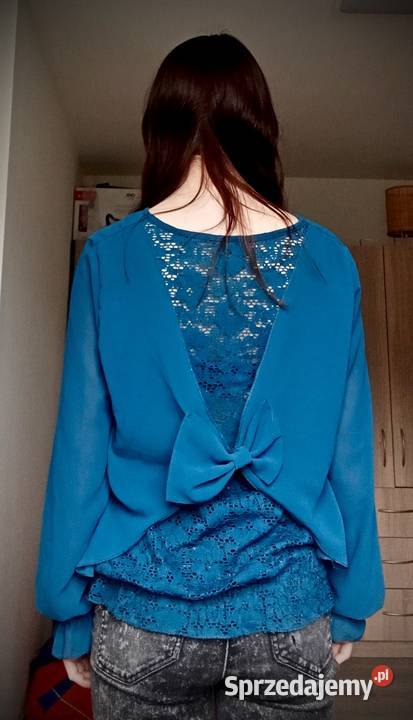 Bluzka z koronkowym tyłem z kokardą Inny materiał Bluzki i koszule Nysa