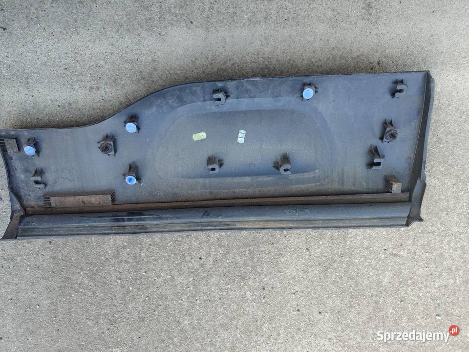 Listwa dolna drzwi lewe tyl citroen C5 aircross Strzegom