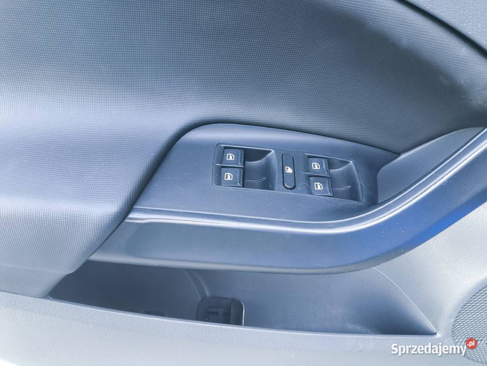 Seat Ibiza 14 MPI Benzyna 5 Drzwi Klima Zadbany Hatchback Chełm