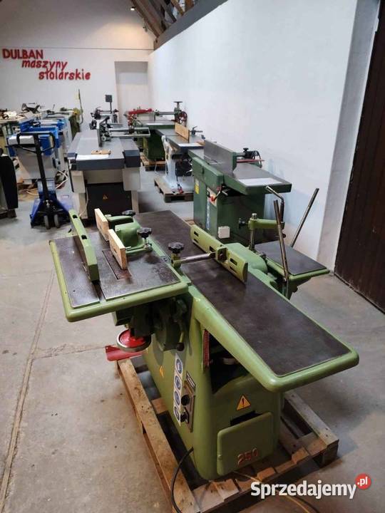 Wieloczynnościowa wyrówniarka małopolskie sprzedam