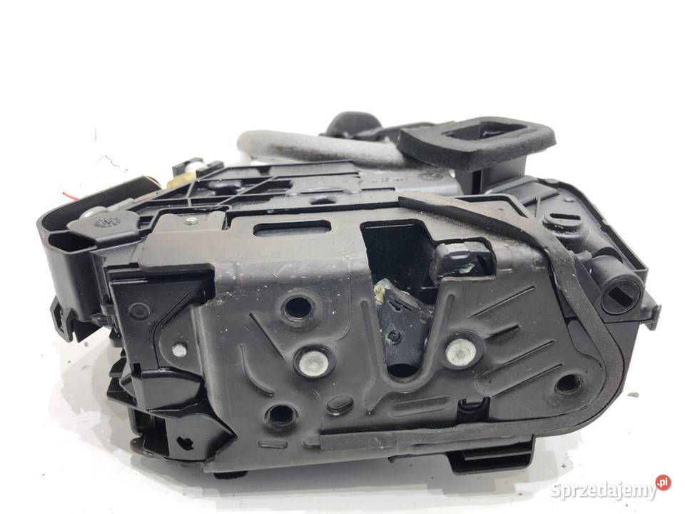 ZAMEK DRZWI PRAWY TYŁ VW TROC Crossover