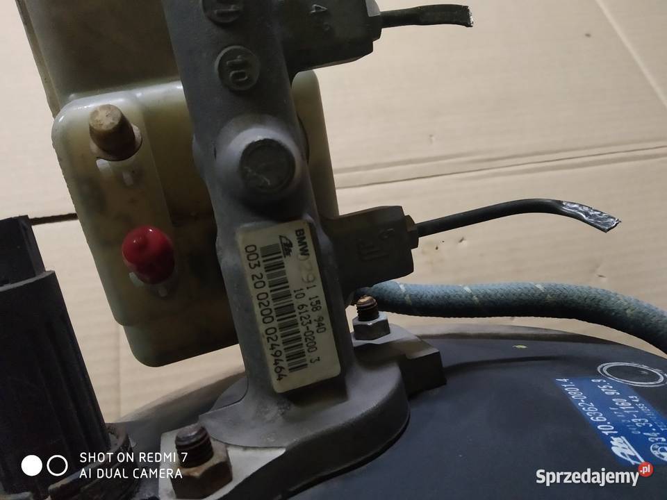 BMW E36 18 servo 343311609759 pompaczujnik Tomaszów Mazowiecki sprzedam