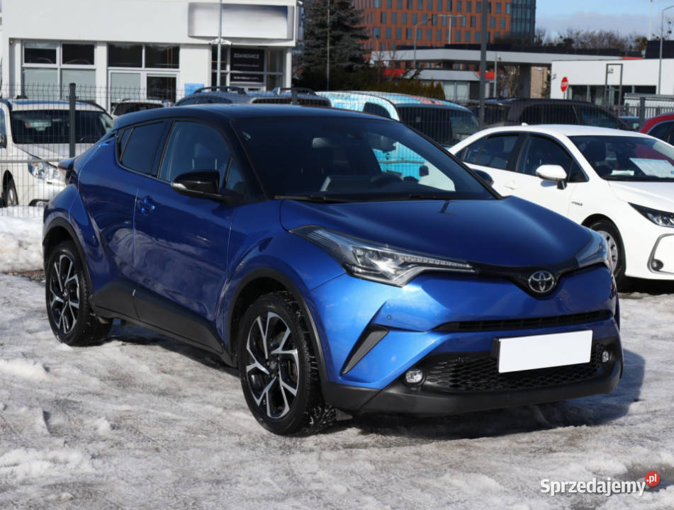 Toyota CHR 12 Turbo Rok produkcji 2017 Piaseczno