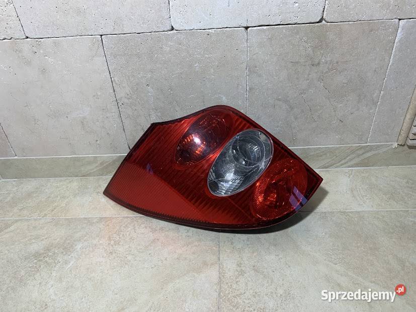 Lampa lewa tylna tył RENAULT LAGUNA II KOMBI Barwałd Dolny