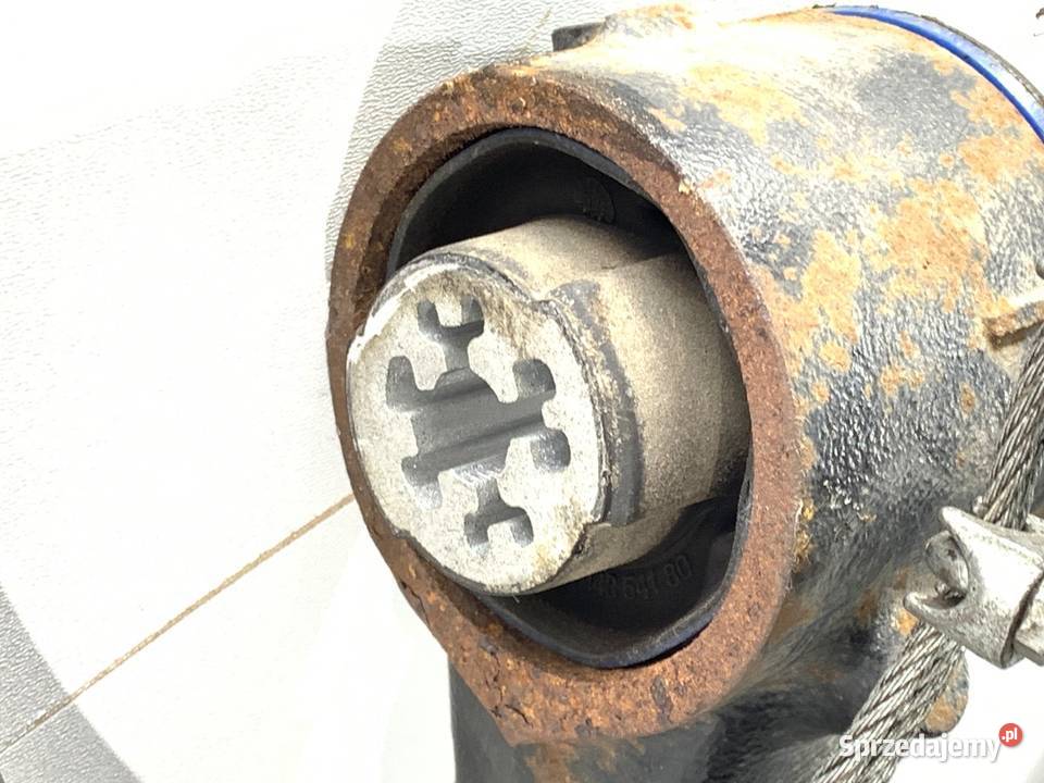 WAHACZ PRAWY TYŁ OPEL VIVARO C Bus TYLNY PRAWA