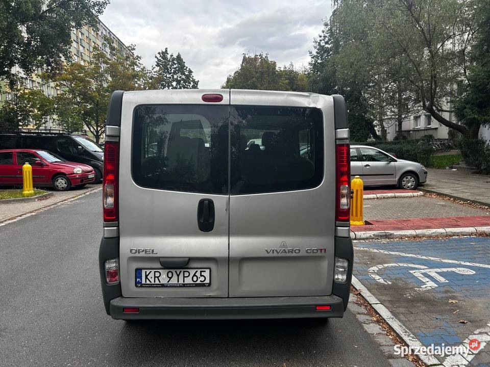 Opel Vivaro Raty Prywatnie 9os Minivan ESP