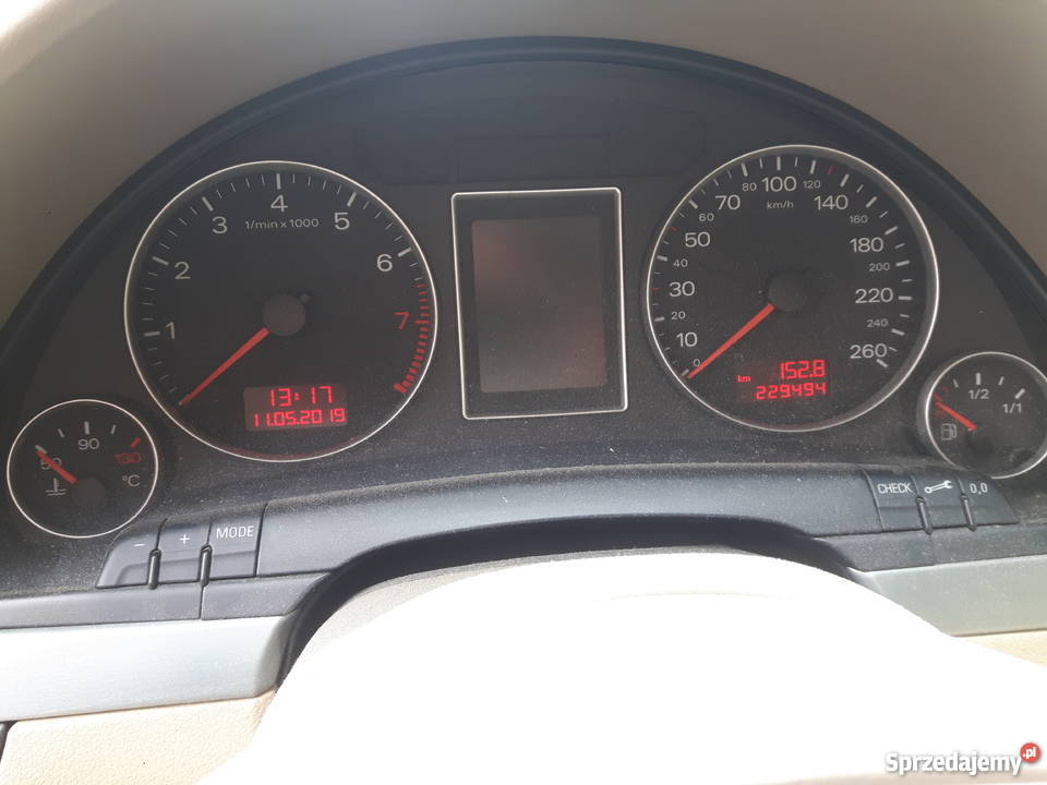 AUDI A4 B7 18T 163 POLSKI KOMBI BORDOWY WNĘTRZE lakier metallic Warszawa