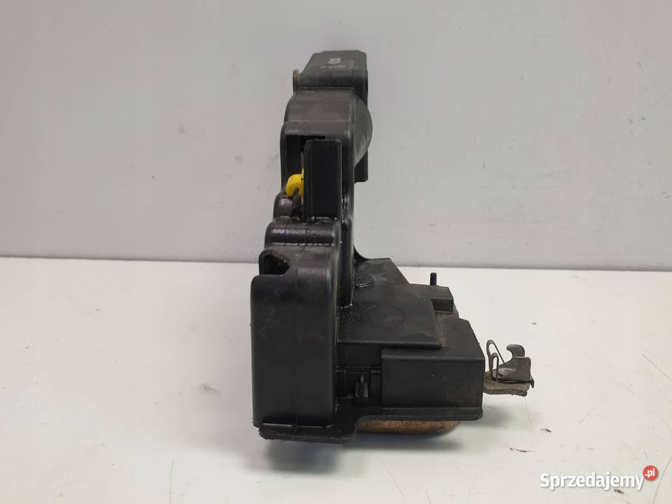 Volvo S40 V40 ZAMEK DRZWI Prawy przód pasażera Rudka sprzedam