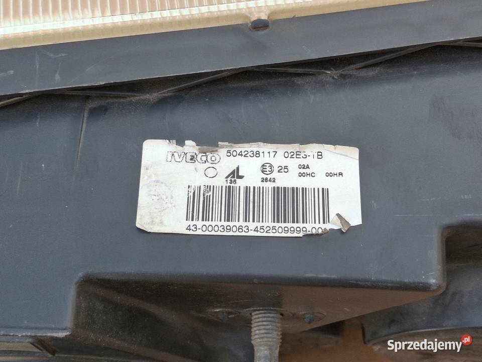 IVECO STRALIS EUROCARGO REFLEKTOR LEWY LAMPA ciężarowe Bieleń